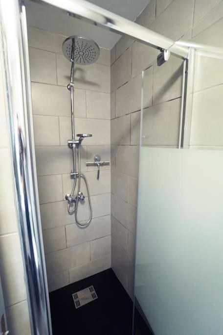 Appartement Le Calme D'un Joli Patio En Centre-ville